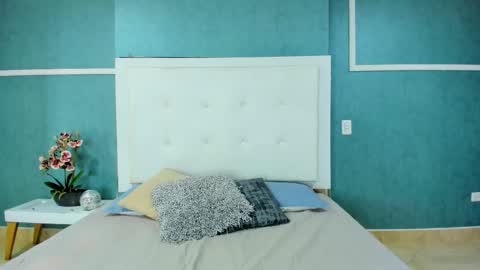 Ania online show from 02/16/25, 08:22