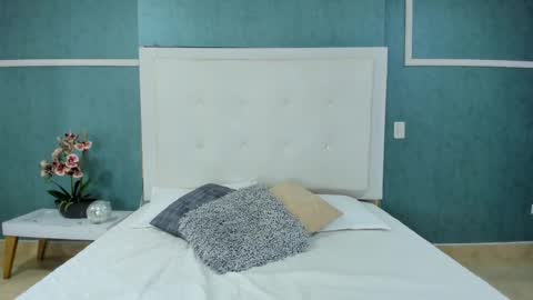 Ania online show from 02/28/25, 01:47