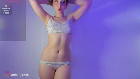 Snapshot of ania_mml chatting on 01/07/25, 08:31 Ania online show from 01/07/25, 08:31