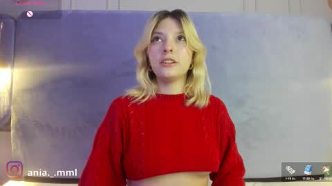 Snapshot of ania_mml chatting on 09/18/25, 08:11 Ania online show from 09/18/25, 08:11