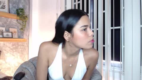     online show from 11/22/25, 07:13