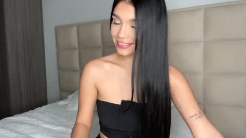 Snapshot of aniebby chatting on 01/09/25, 03:58 ANGIE online show from 01/09/25, 03:58