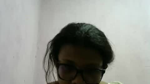 Snapshot of anielah chatting on 09/16/25, 02:40 anielah online show from 09/16/25, 02:40