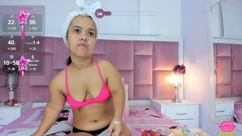 Snapshot of anierey chatting on 02/05/25, 11:55 anierey online show from 02/05/25, 11:55