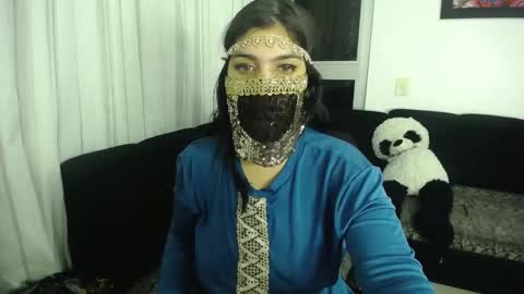 Anissa online show from 11/15/25, 05:27