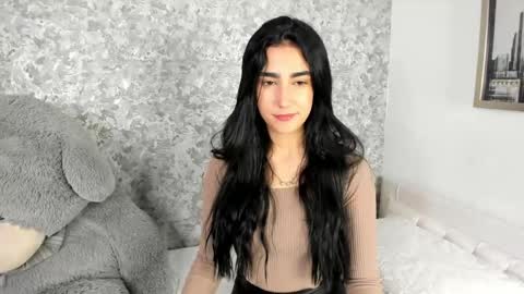 anika_h online show from 03/12/26, 12:00