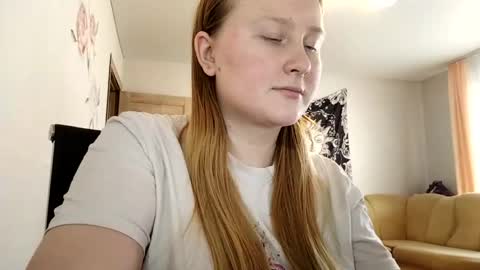 Anika online show from 10/05/25, 06:23