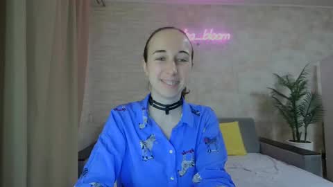 Snapshot of anikabloom chatting on 01/09/25, 01:18 anikabloom online show from 01/09/25, 01:18