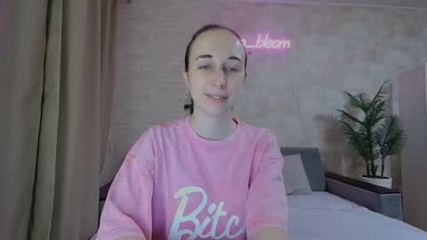 Snapshot of anikabloom chatting on 01/18/25, 12:13 anikabloom online show from 01/18/25, 12:13