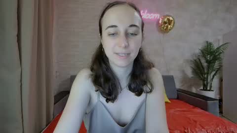 Snapshot of anikabloom chatting on 02/27/25, 10:53 anikabloom online show from 02/27/25, 10:53