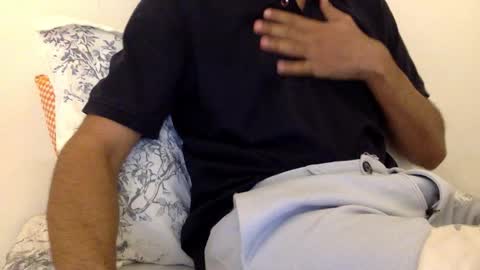 Snapshot of aniketkesari1 chatting on 01/10/26, 07:04 aniketkesari1 online show from 01/10/26, 07:04