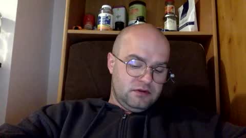 animal_michael online show from 03/18/26, 05:21