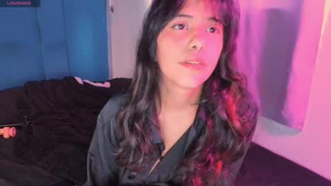 Anisahade online show from 02/28/25, 12:31