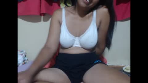Snapshot of anishey chatting on 12/24/24, 12:11 anishey online show from 12/24/24, 12:11