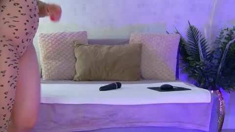 anissia teaser online show from 03/16/26, 07:56