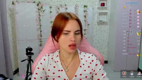 Snapshot of anita_mood chatting on 01/16/26, 04:11 Anita online show from 01/16/26, 04:11