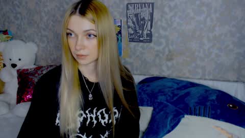 anita_moon_ online show from 12/09/24, 12:45