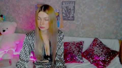 anita_moon_ online show from 01/07/25, 12:03