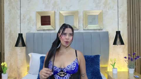 Snapshot of anita_sagegb chatting on 04/11/26, 04:33 Dania Lpez online show from 04/11/26, 04:33
