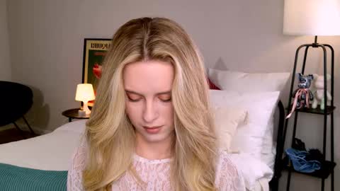 Anita online show from 10/06/25, 01:30