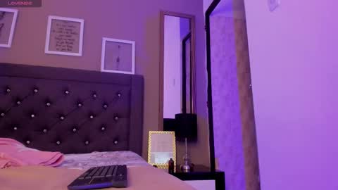 Anitafoxx online show from 11/24/25, 09:36