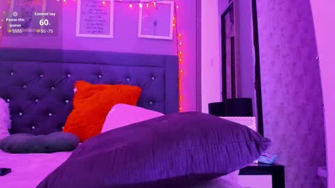 Anitafoxx online show from 12/14/25, 03:28