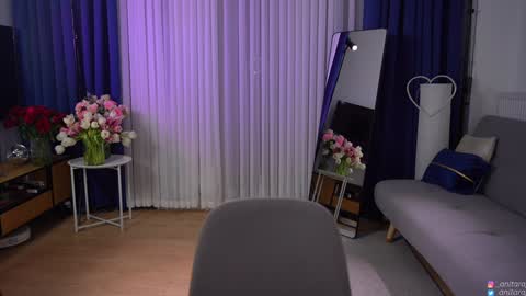 Im Anita thumb up me please its important online show from 03/12/26, 06:03