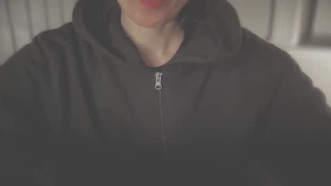 Anje online show from 11/19/25, 05:35