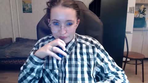 Nameless online show from 10/22/25, 04:29