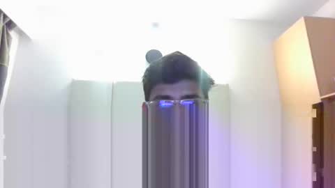 Slave looking for Mistress online show from 04/12/26, 07:41