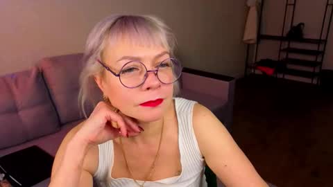 Snapshot of ann_annise chatting on 02/21/26, 09:10 ann_annise online show from 02/21/26, 09:10