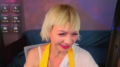 Snapshot of ann_annise chatting on 06/19/26, 04:44 ann_annise online show from 06/19/26, 04:44