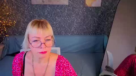 Snapshot of ann_annise chatting on 06/25/26, 07:57 ann_annise online show from 06/25/26, 07:57