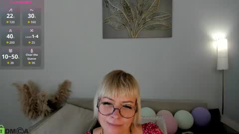 Snapshot of ann_annise chatting on 07/05/26, 12:50 ann_annise online show from 07/05/26, 12:50
