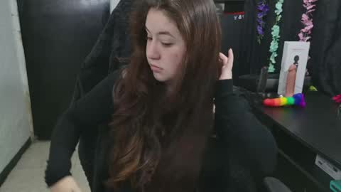 Only fans   online show from 04/09/26, 12:21