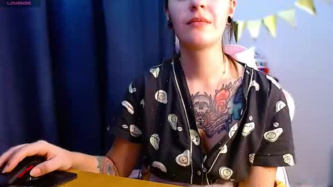 Ann online show from 03/01/25, 06:21