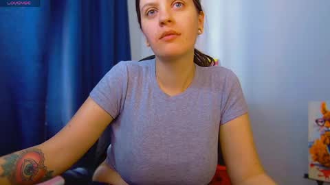 Snapshot of ann_mikele chatting on 05/18/26, 02:01 Ann online show from 05/18/26, 02:01