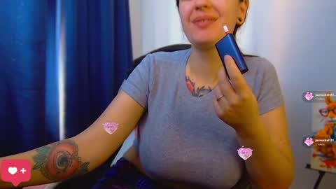 Snapshot of ann_mikele chatting on 05/19/26, 01:06 Ann online show from 05/19/26, 01:06