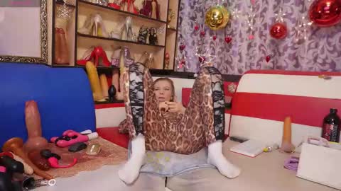 Anna online show from 02/27/26, 10:48