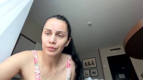Snapshot of anna___25 chatting on 05/25/26, 07:36 Anna online show from 05/25/26, 07:36