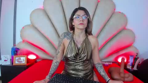 Snapshot of anna__spencer chatting on 02/12/25, 12:22 Anna online show from 02/12/25, 12:22