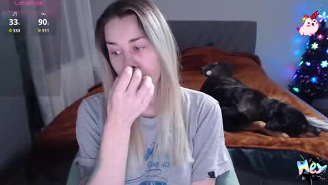 Anadirectgirl online show from 12/20/24, 09:43