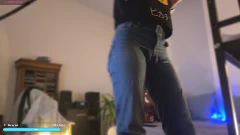 Anna online show from 12/16/24, 09:09