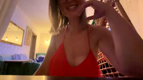 Snapshot of anna_bella99 chatting on 07/09/26, 07:29 Anna online show from 07/09/26, 07:29