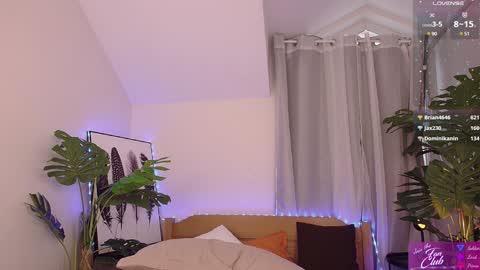 Anna online show from 12/11/24, 11:30