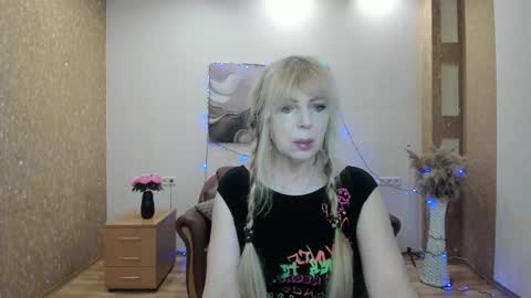 Anna Ditrih online show from 02/07/26, 12:53