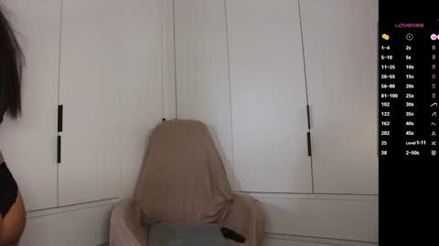 Anna  online show from 02/19/25, 10:45