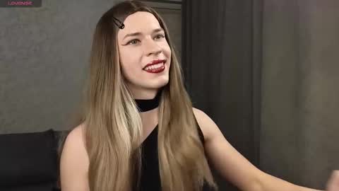 Snapshot of anna_inheart chatting on 02/11/26, 05:07 Anna online show from 02/11/26, 05:07