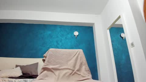 Anna online show from 01/13/25, 10:13