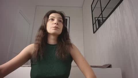 Anna online show from 04/01/26, 06:36